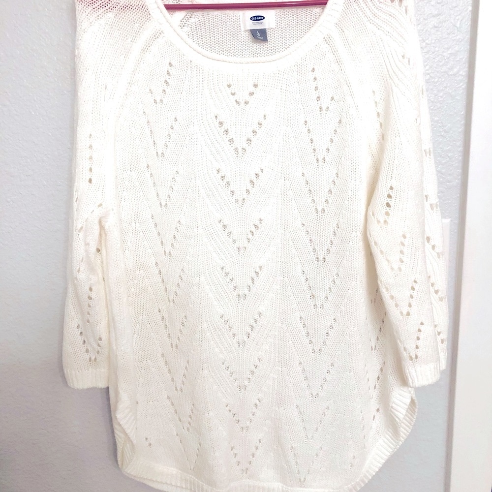 White knitted sweater! Large
